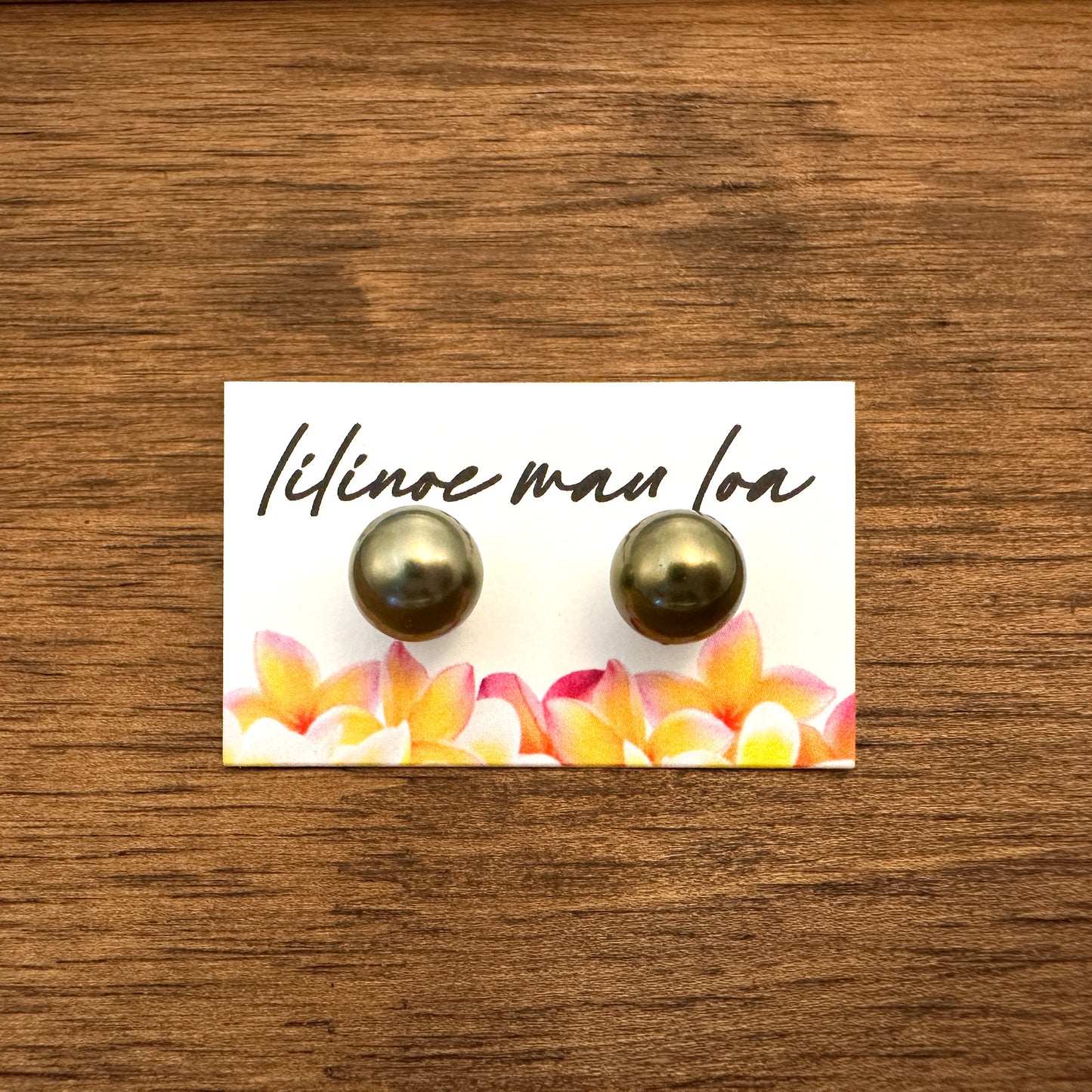 10mm Shell Pearl Studs