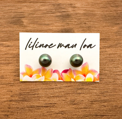 8mm Shell Pearl Studs