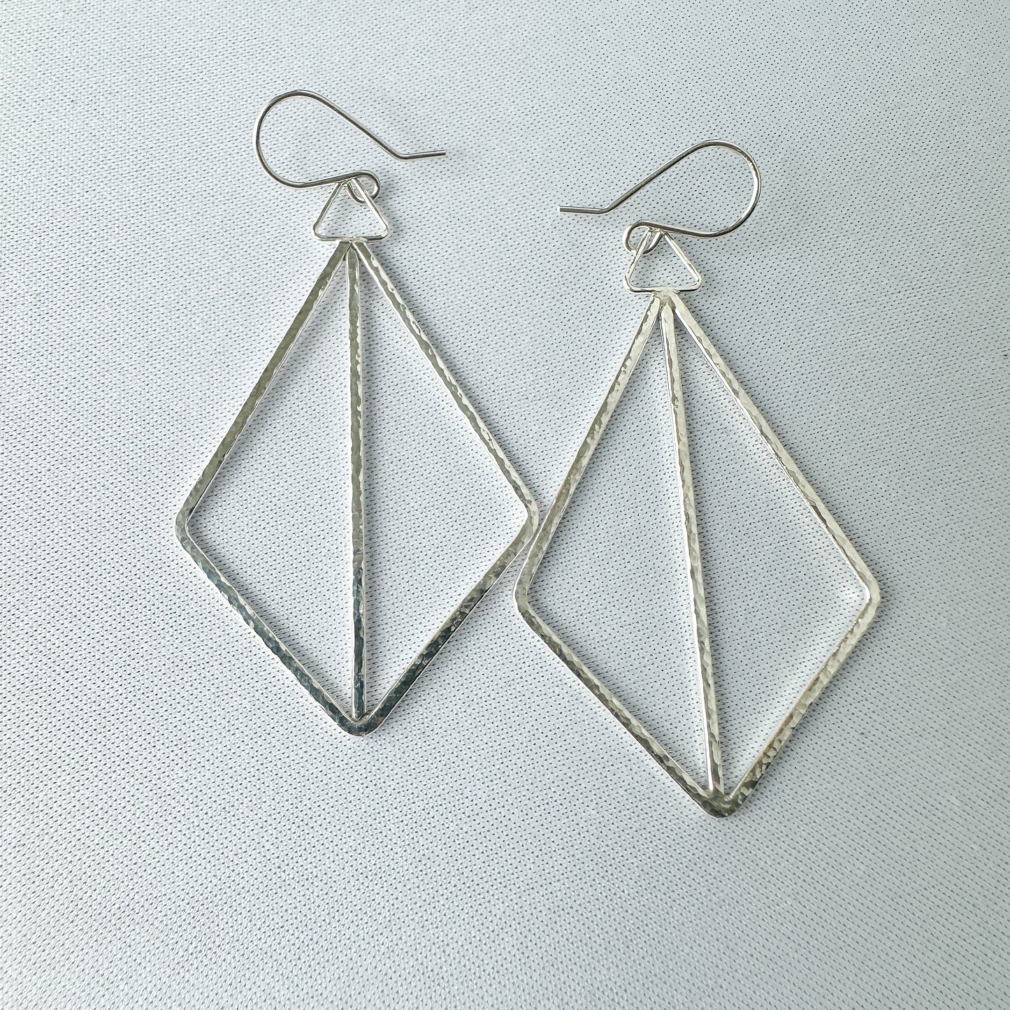 Maka ihe Earring